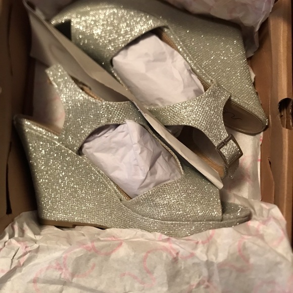 Silver bling heels - Picture 5 of 9